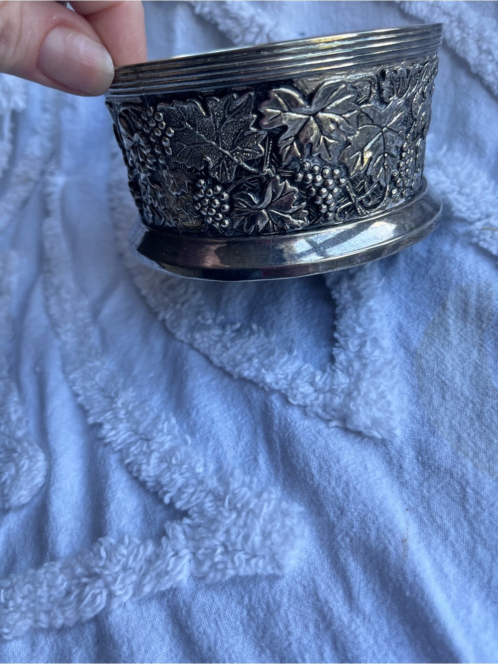 Ornate Grape Vine Metal Wine BottleCoaster- Silver plate